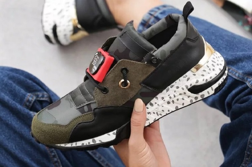 Sneakers cu platformă – cum să îi porți?