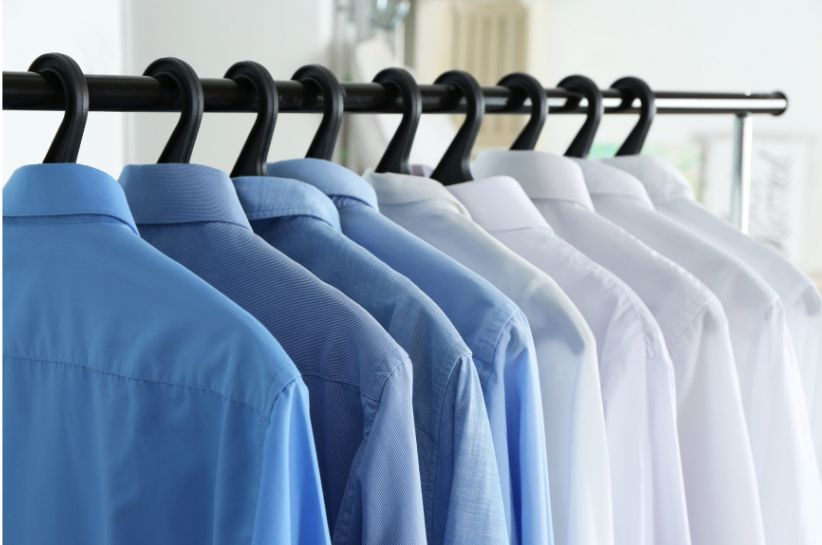 Cum să calci eficient o cămașă? Îți prezentăm acest proces pas cu pas